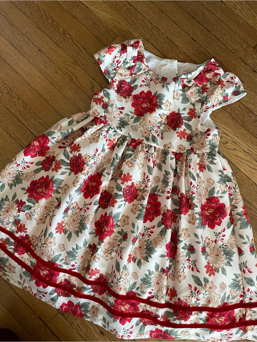 Designer Malandrino Girls Red Rose Floral Dress size 6 velvet trim